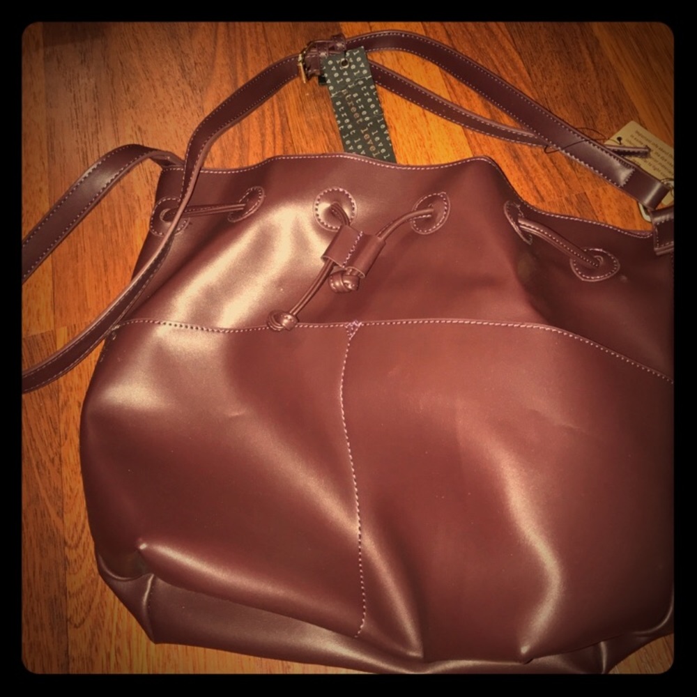NWT Wine colored chandler bucket purse/bag